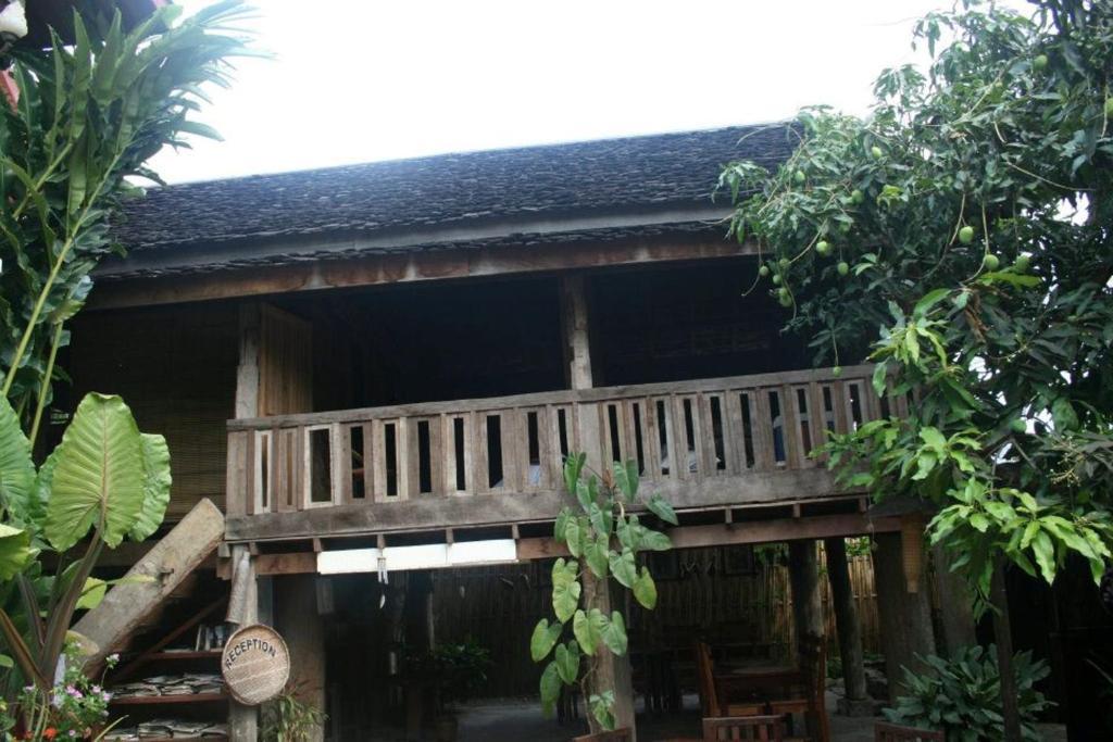 לואנג פרבאנג Lao Lu Lodge מראה חיצוני תמונה