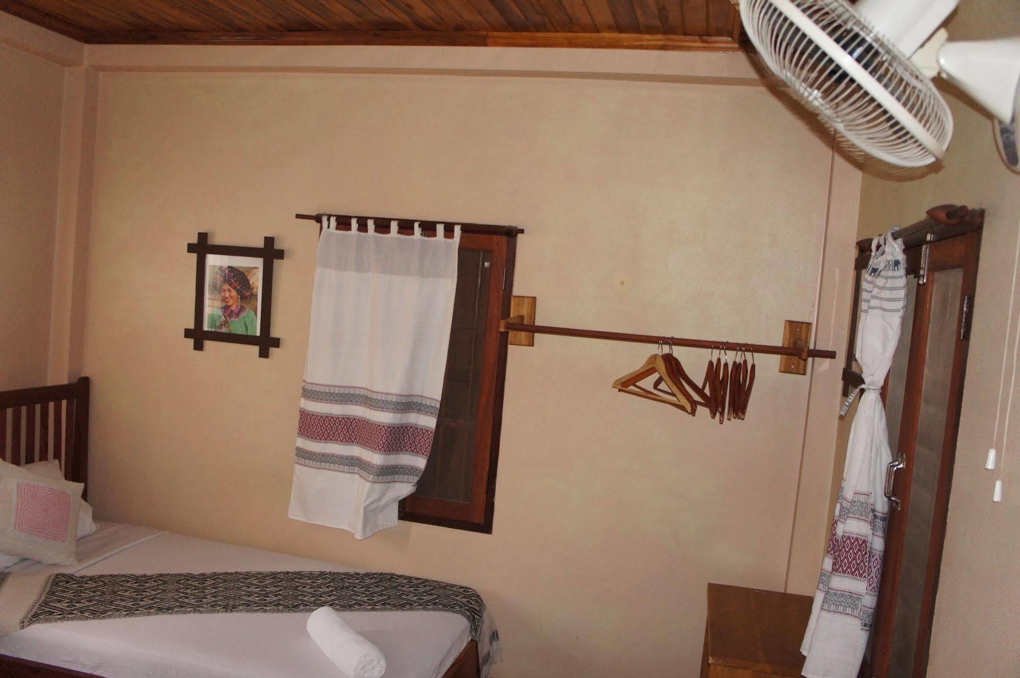 לואנג פרבאנג Lao Lu Lodge מראה חיצוני תמונה