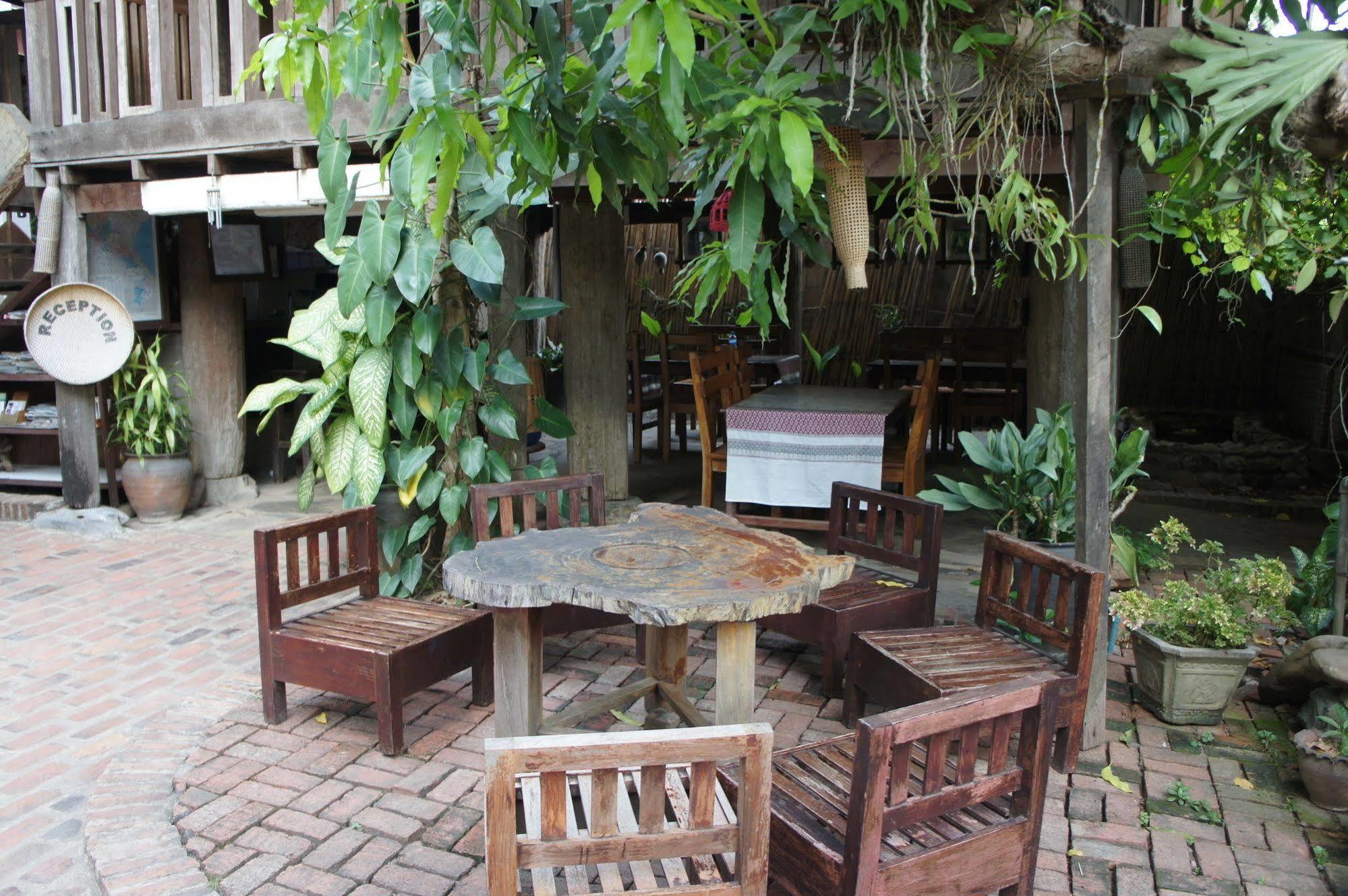 לואנג פרבאנג Lao Lu Lodge מראה חיצוני תמונה